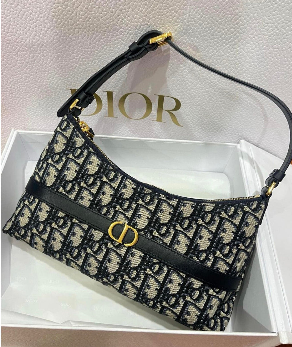 Dior 30 Montaigne Bag