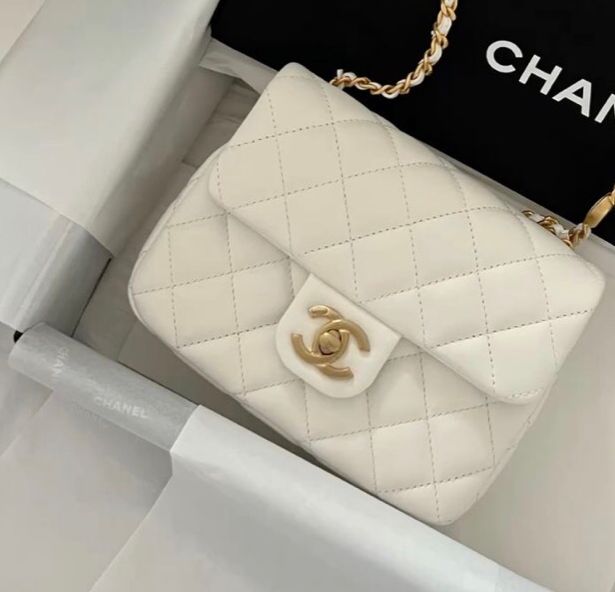 Mini Chanel Flap Bag