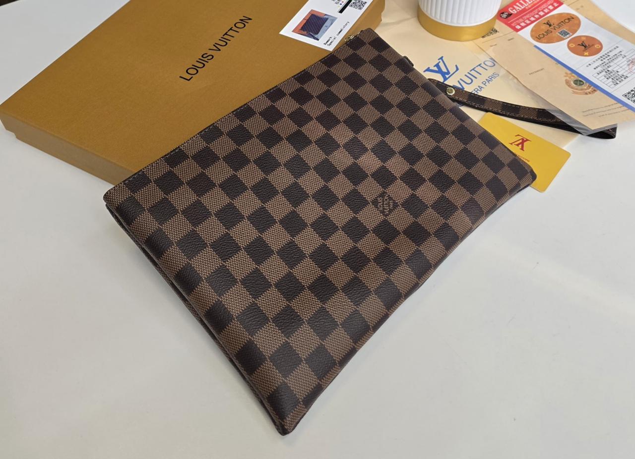 LV Clutch