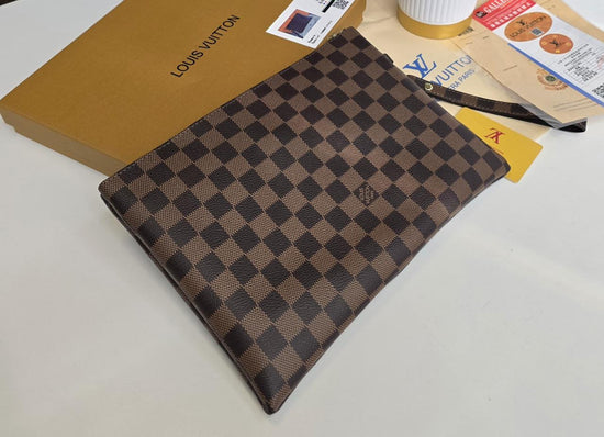 LV Clutch