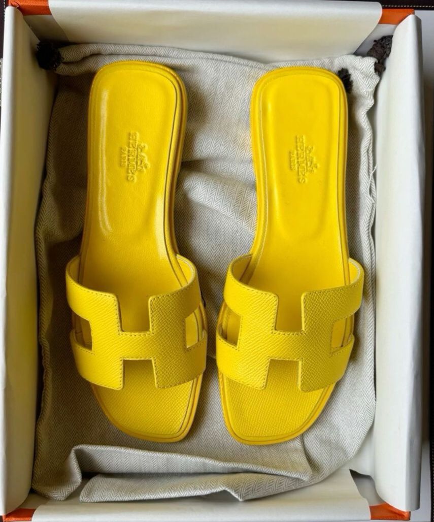 Hermes Oran Slippers